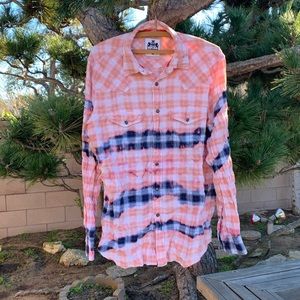 Salmon & navy tie dye collared button down shirt